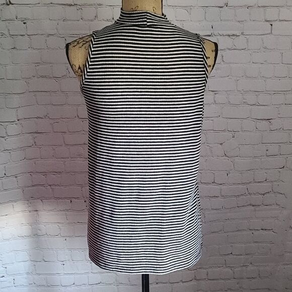 Cloud chaser Black & White Striped Cut Out Tank - Picture 4 of 10